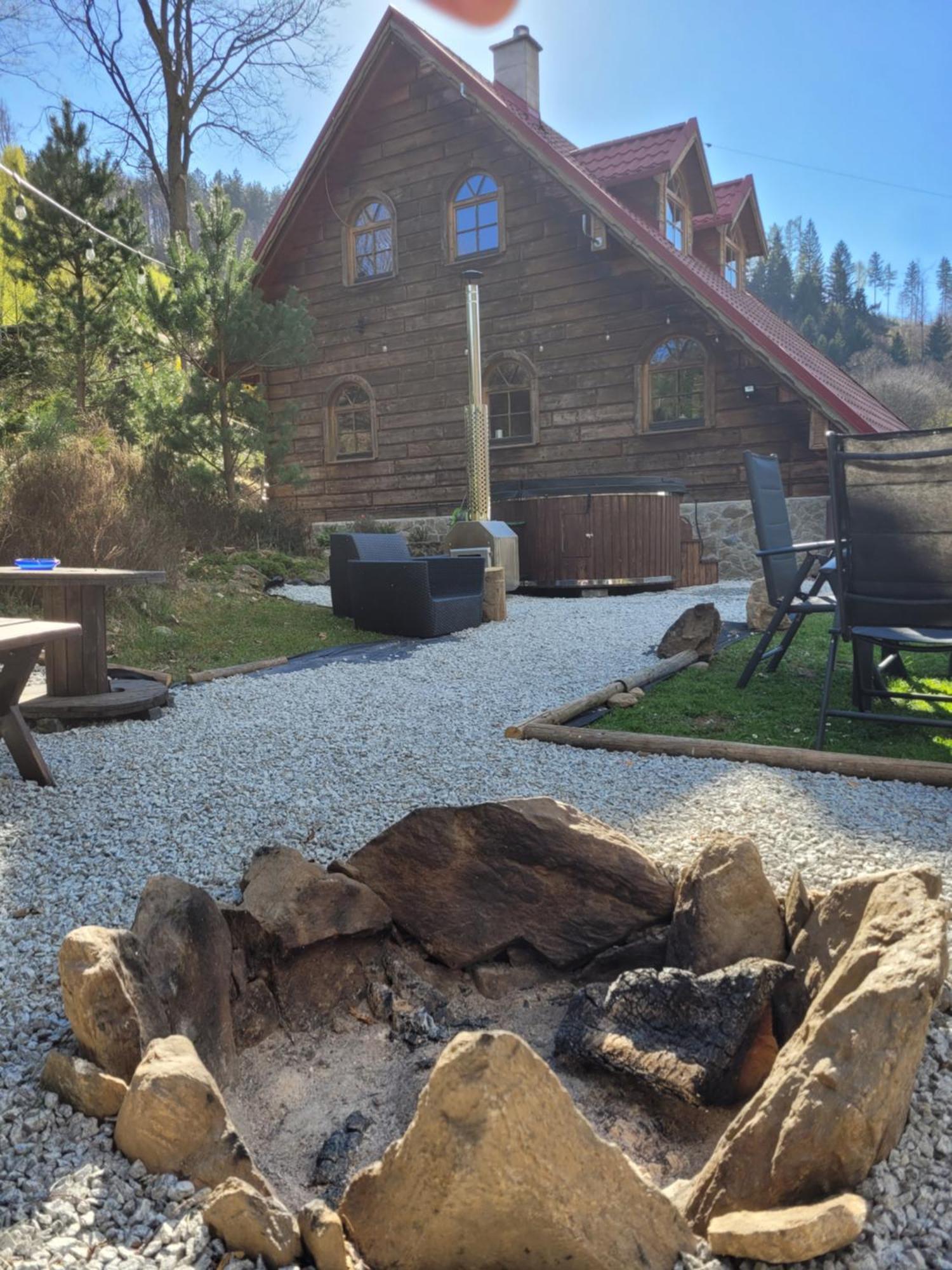 Forest Camp Dom W Gorach Sowich Michalkowa Exterior foto